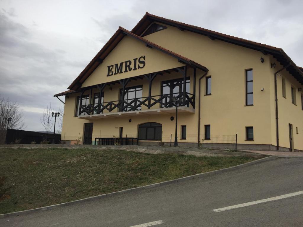 Pensiunea Emris Spatac المظهر الخارجي الصورة